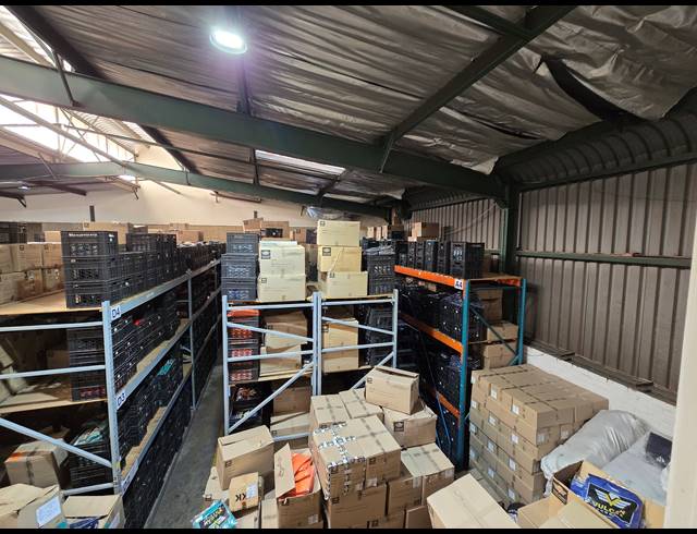 428M² WAREHOUSE TO LET IN MEADOWDALE